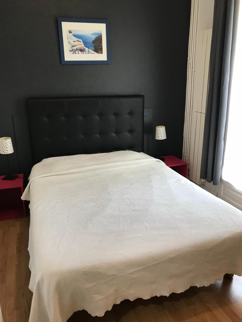 Hotel Moderne Сен-Мор-де-Фоссе Экстерьер фото
